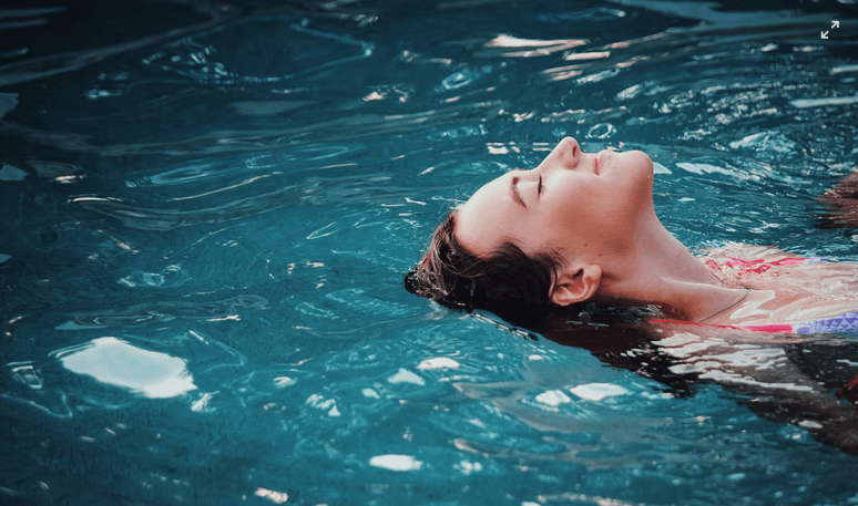 Summer: Can I swim with my hair extensions?