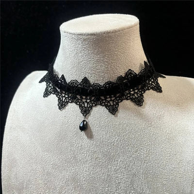Black Gothic Lace Velvet Choker Necklace – Halloween & Everyday Accessory